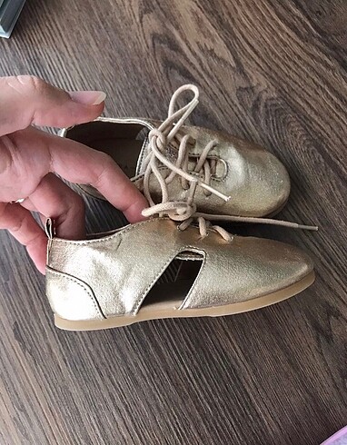 20 Beden Zara kız bebek ayakkabı