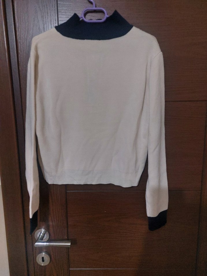 Düğmeli Beyaz Gri Triko Kadın Kazak - Görsel 2