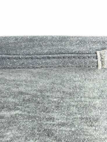 universal Beden gri Renk Diğer T-shirt %70 İndirimli.