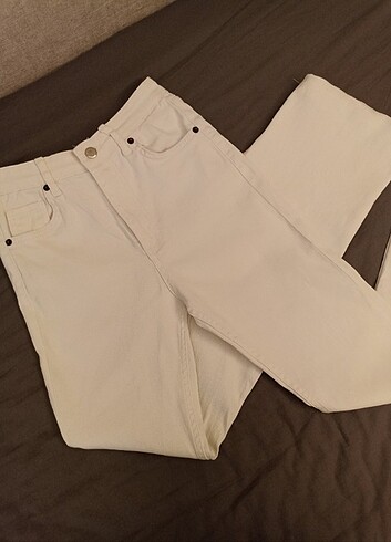 Beyaz yüksek bel ispanyol paça pantolon 