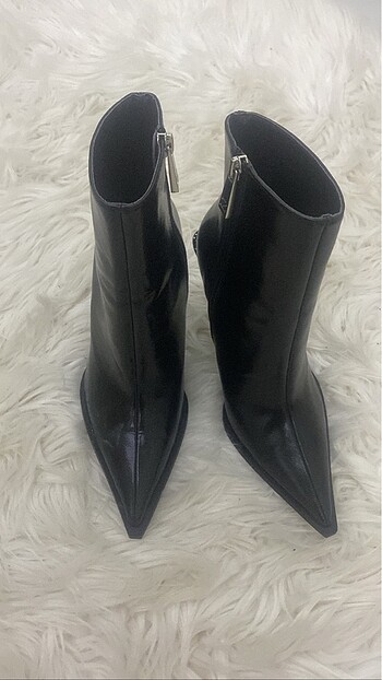 Zara bot
