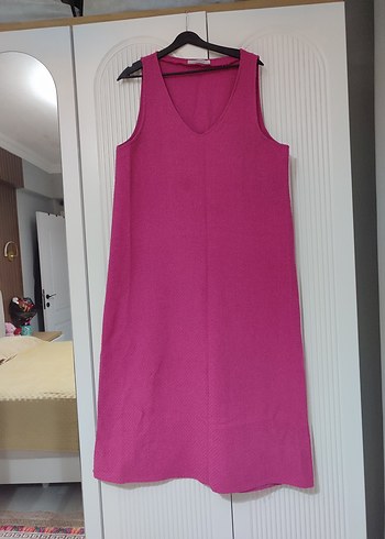 Pembe V Yakalı Uzun Kolsuz Triko Elbise