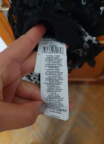 Koton çiçekli siyah elbise - Görsel 5