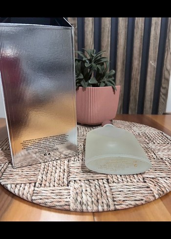 Tom Ford Grey Vetiver Kadın Parfümü - Görsel 3