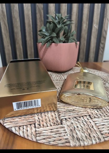 Tom Ford Black Orchid Erkek Parfümü - Görsel 4