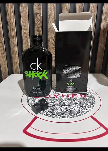 Calvin Klein CK One Shock Erkek Parfüm 200ml - Görsel 2