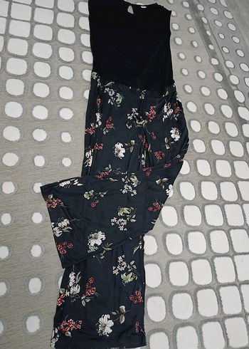 Siyah çiçek baskılı tulum - Görsel 7