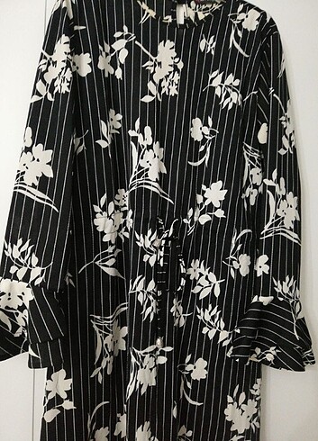 Siyah beyaz elbise - Görsel 4