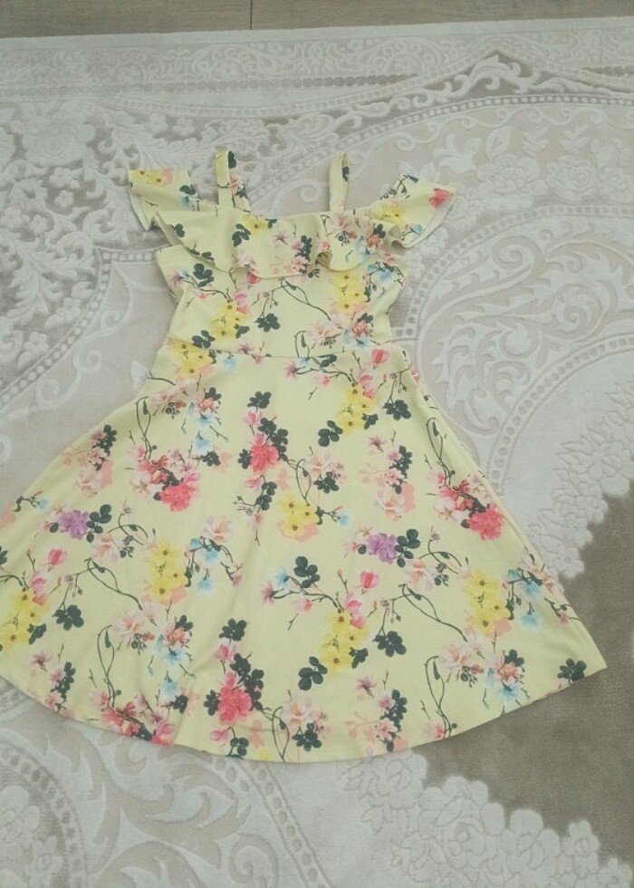 Yazlık elbise modeli  - Görsel 5