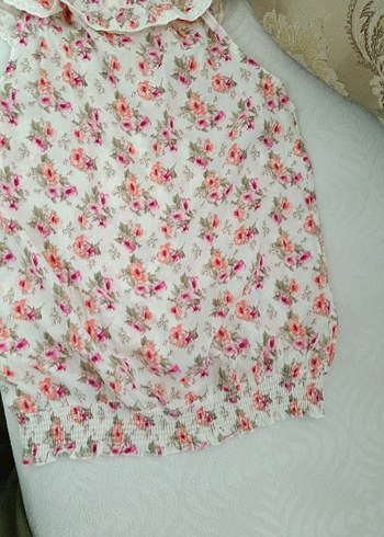 Kız Çocuk Beyaz Çiçekli Fırfırlı Bluz - Görsel 5