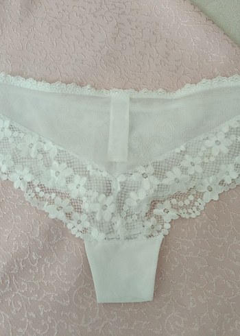 Beyaz Dantel Midi Kadın İç Çamaşırı - Görsel 5