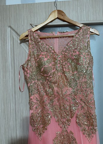 Pembe Nakışlı Uzun Abiye Elbise - Görsel 2