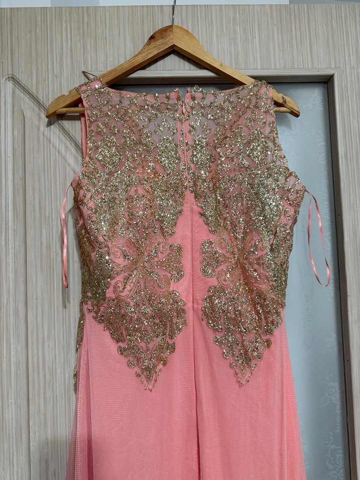 Pembe Nakışlı Uzun Abiye Elbise - Görsel 3