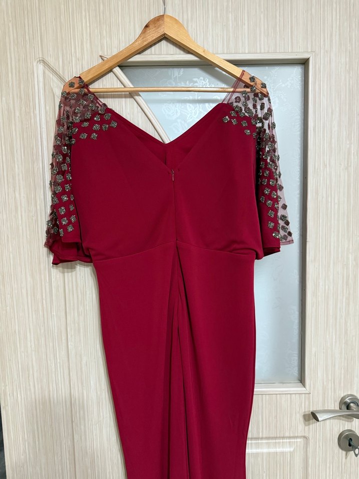 Bordo V Yaka Drapeli Uzun Abiye Elbise - Görsel 4