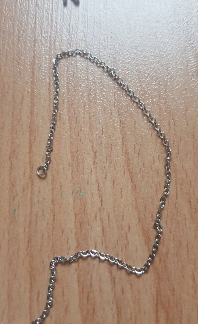 Zincir Detaylı Kadın 29 Harf Kolye - Görsel 5