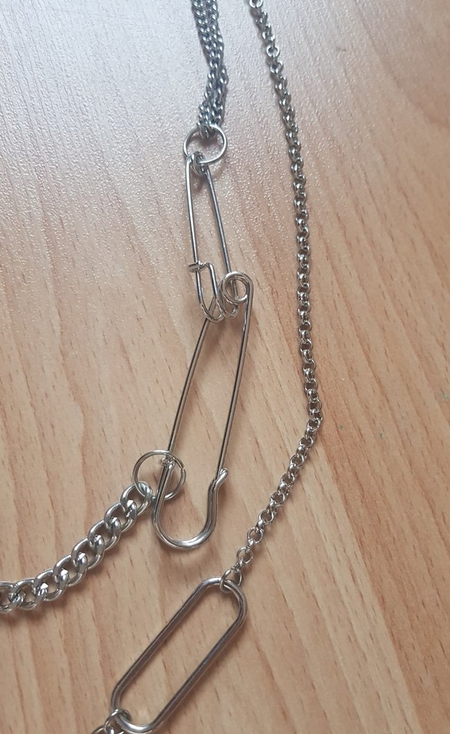 Gri Zincir Detaylı Uzun Kadın Kolye - Görsel 2
