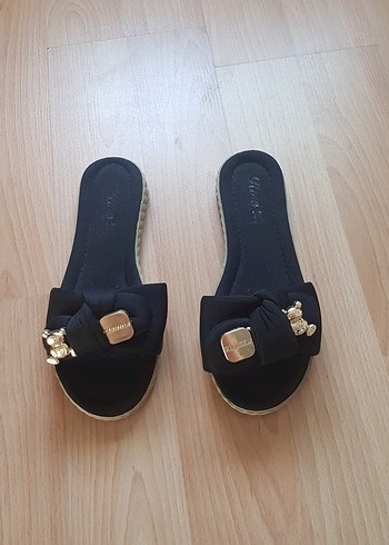 Siyah Tokalı Kadın Dolgu Topuk Terlik - Görsel 2