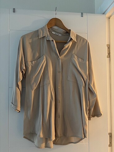 Butik ürünü gömlek