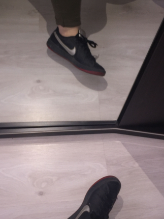 37 Beden Nike spor ayakkabı
