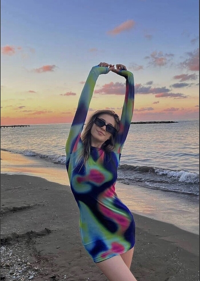 Karışık renkli elbise - Görsel 2