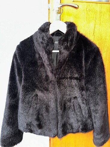 Pull and Bear Peluş kürk