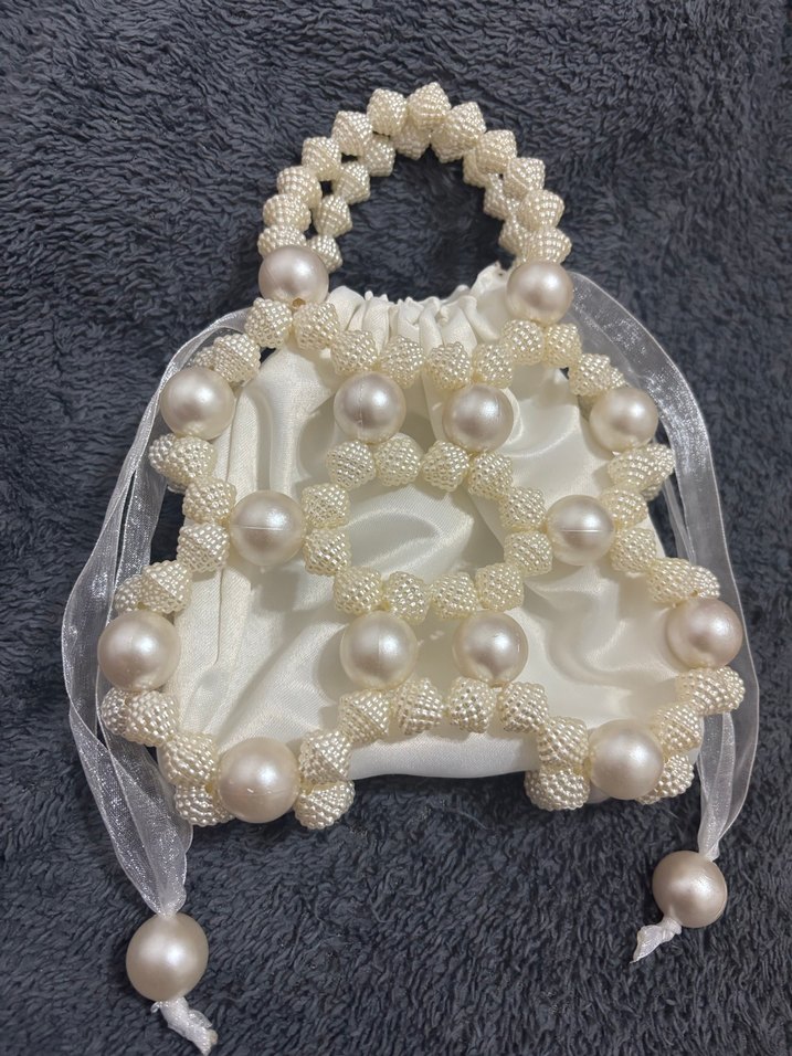 Boncuk İşlemeli Beyaz Örgü Kadın Çanta - Görsel 2