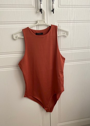 Tarçın Rengi Çıtçıtlı Body