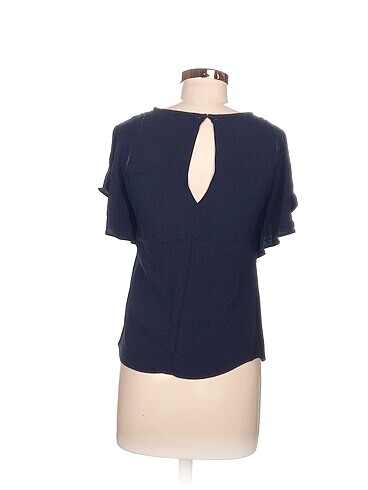 34 Beden Massimo Dutti Bluz %70 İndirimli.