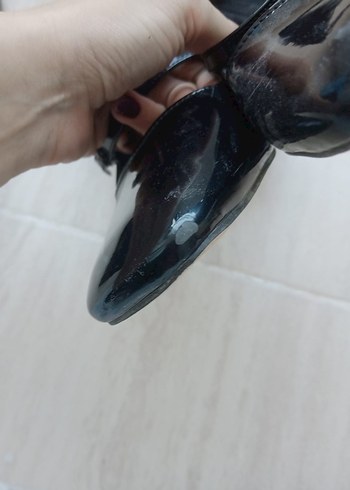 Kadın Siyah Rugan Topuklu Kemerli Klasik Ayakkabı - Görsel 5