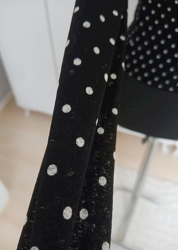 Siyah Puantiyeli Boğazlı Kadın Bluz - Görsel 3