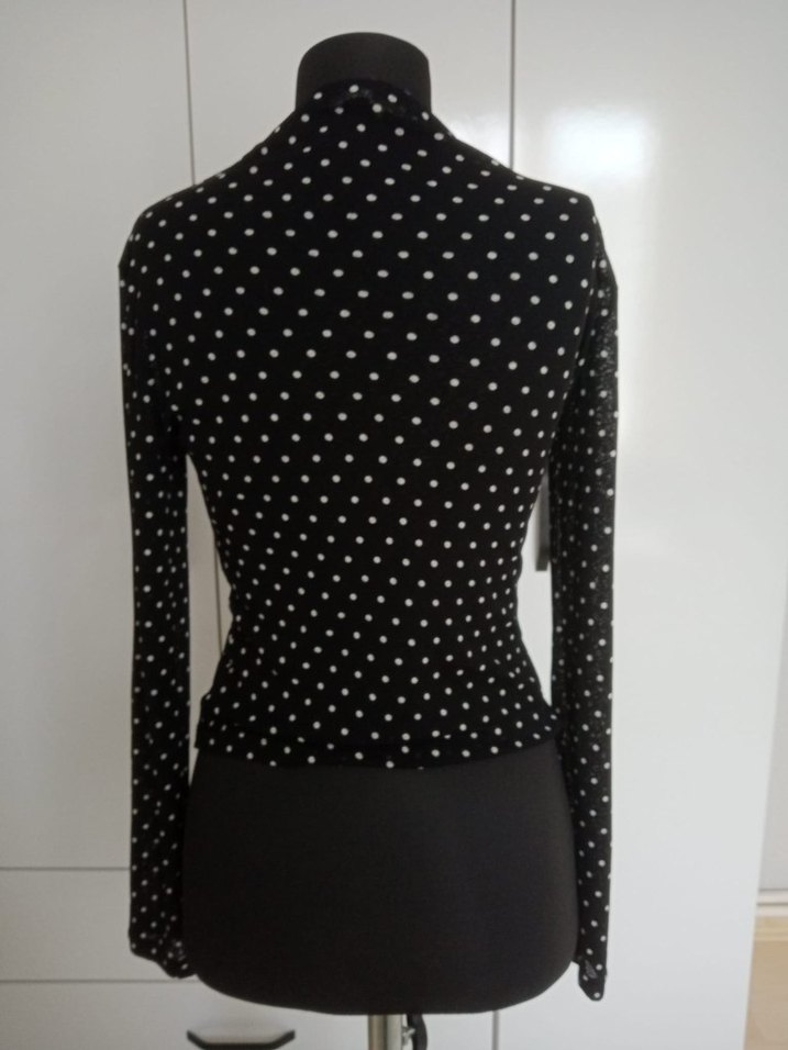 Siyah Puantiyeli Boğazlı Kadın Bluz - Görsel 2