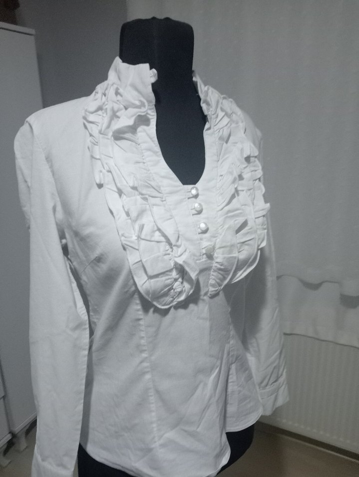 Fırfırlı Beyaz Kadın Gömlek - Görsel 4