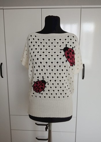 Nakışlı Kısa Kollu Beyaz Kadın Triko - Görsel 4