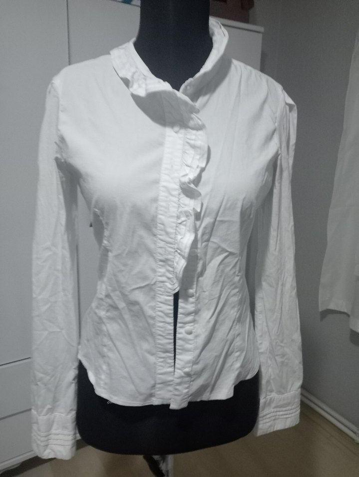 Pamuk Beyaz Uzun Kollu Düğmeli Kadın Gömlek - Görsel 2