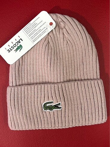 Lacoste Bere