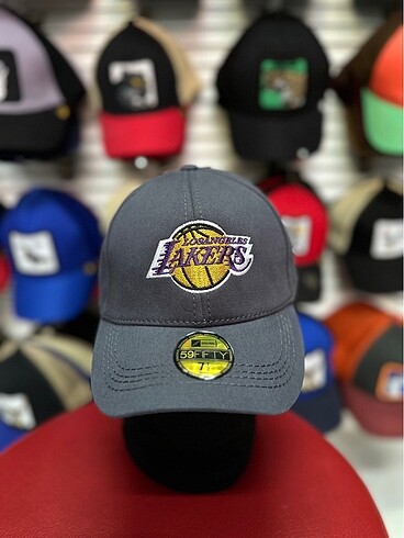 Beden Lakers Uniseks Şapka