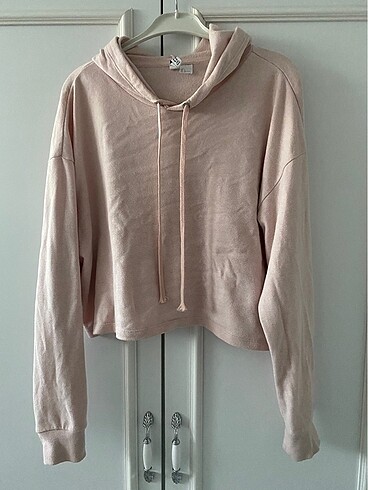 crop sweatshirt