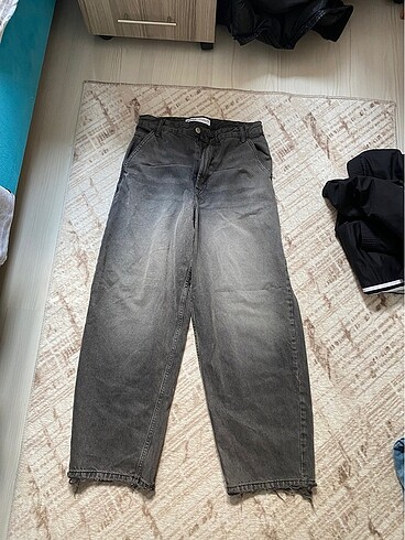 BERSHKA PANTALON
