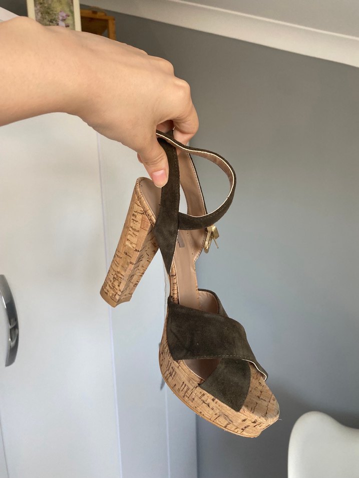 Kahverengi Süet Platform Topuklu Sandalet - Görsel 2