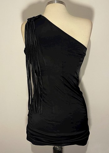 Siyah Drapeli Tek Omuzlu Gotik Abiye - Görsel 3