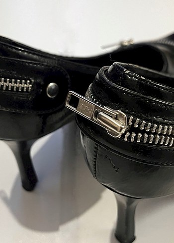 Fermuar detaylı kitten heels - Görsel 3