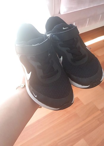 Nike Nike Siyah Erkek Çocuk Spor Ayakkabı orijinal