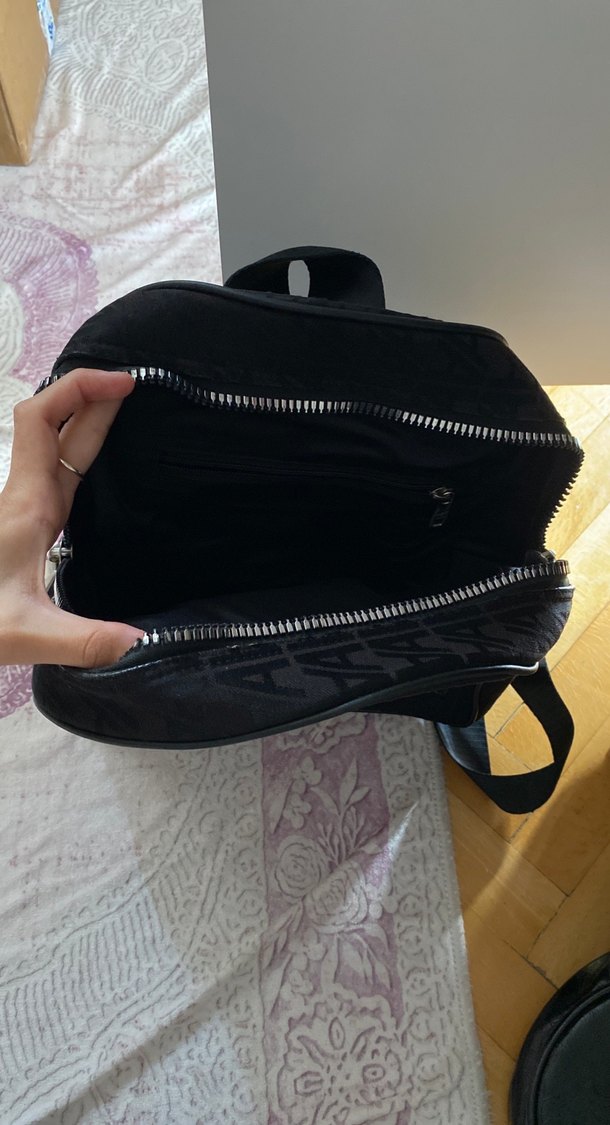 Siyah Süet Fermuarlı Kadın Sırt Çantası - Görsel 2