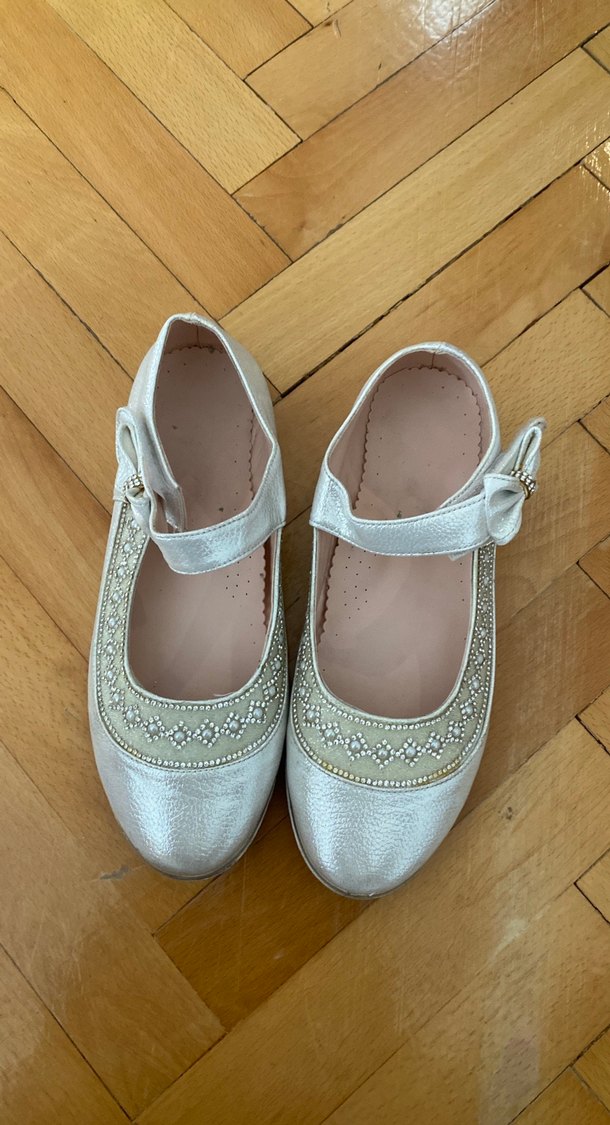 Nakışlı Beyaz Kız Çocuk Babet Ayakkabı - Görsel 2