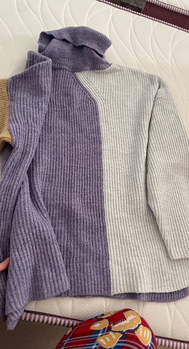 Rahat Kesim Çok Renkli Boğazlı Kadın Kazak - Görsel 3