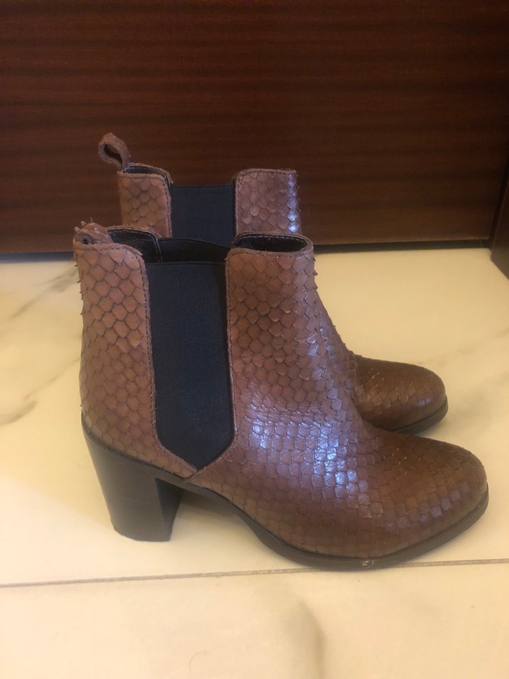 Kahverengi Gerçek Yılan derisi İtalyan markası bot - Görsel 2