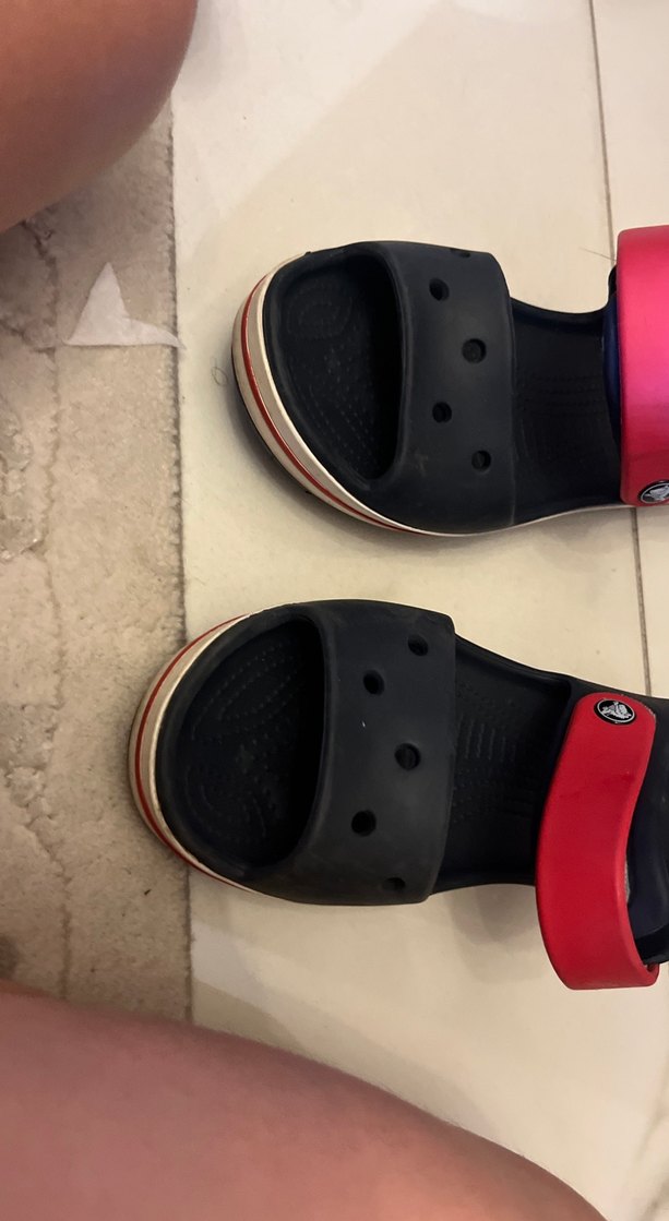 Kırmızı Bantlı Siyah UNISEX Çocuk Terlik - Görsel 4