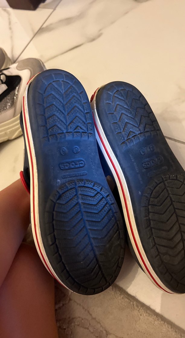 Kırmızı Bantlı Siyah UNISEX Çocuk Terlik - Görsel 2