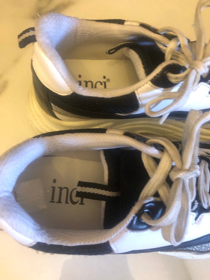 Gri Bağcıklı Günlük Spor Ayakkabı - Görsel 3