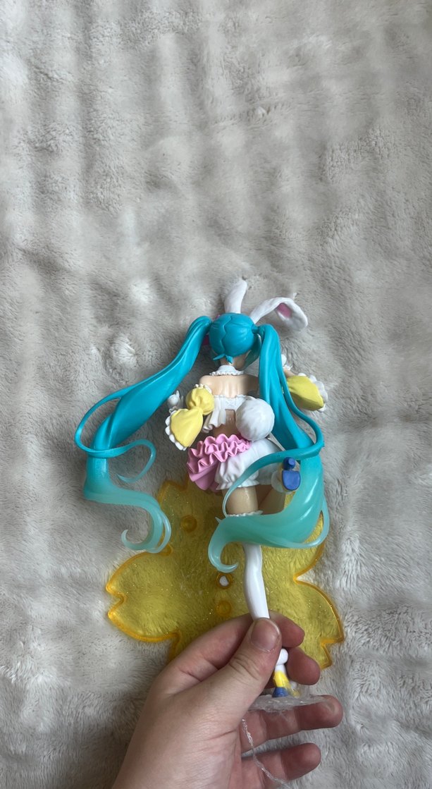 Hatsune miku replika figür - kırık o yüzden ucuz yapcam - Görsel 2